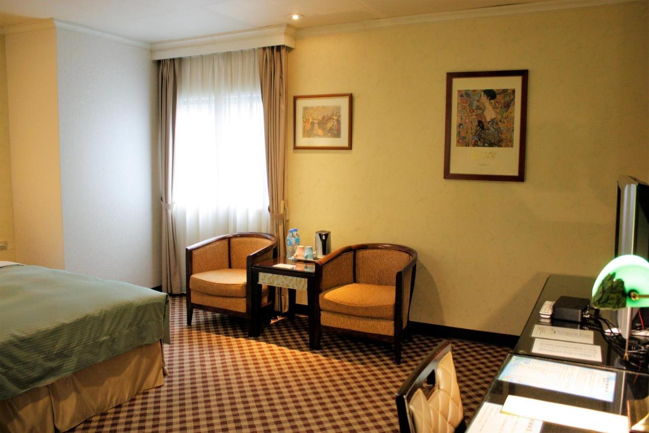 Astar Hotel Taipei Exterior photo