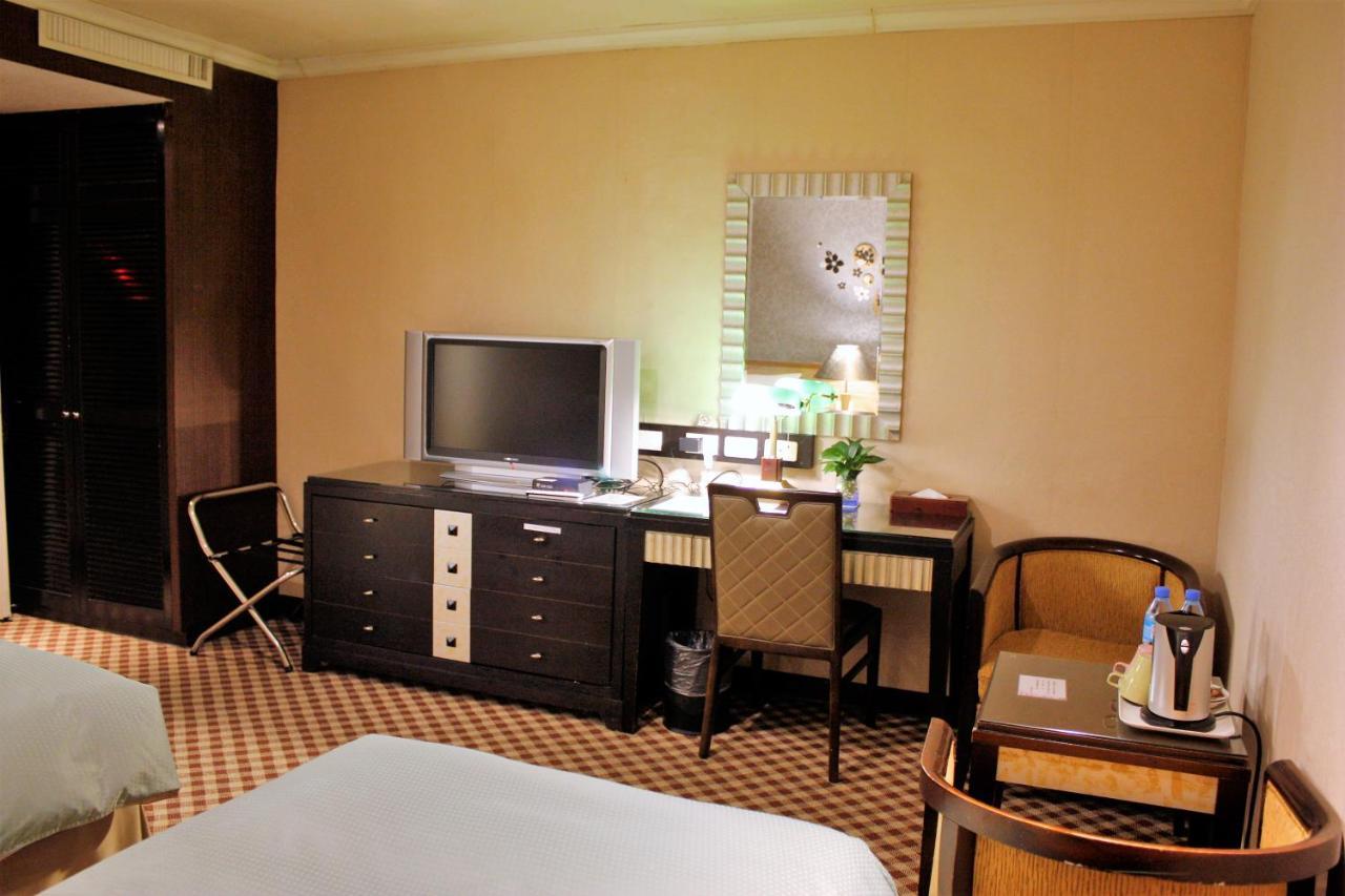 Astar Hotel Taipei Exterior photo