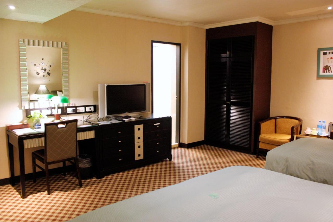 Astar Hotel Taipei Exterior photo
